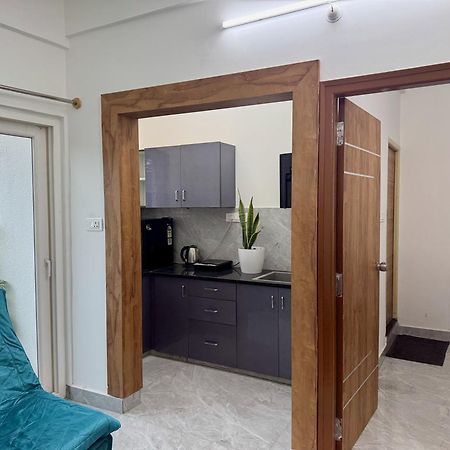 Truelife Whitefield - Premium 1 Bhk Apartments - Prime Location - Easy Access To Main Rd - Metro - Itpl - Fast Wifi - Kitchen - Smart Tv - Power Backup - Park - Garden Views Bangalore Exterior photo